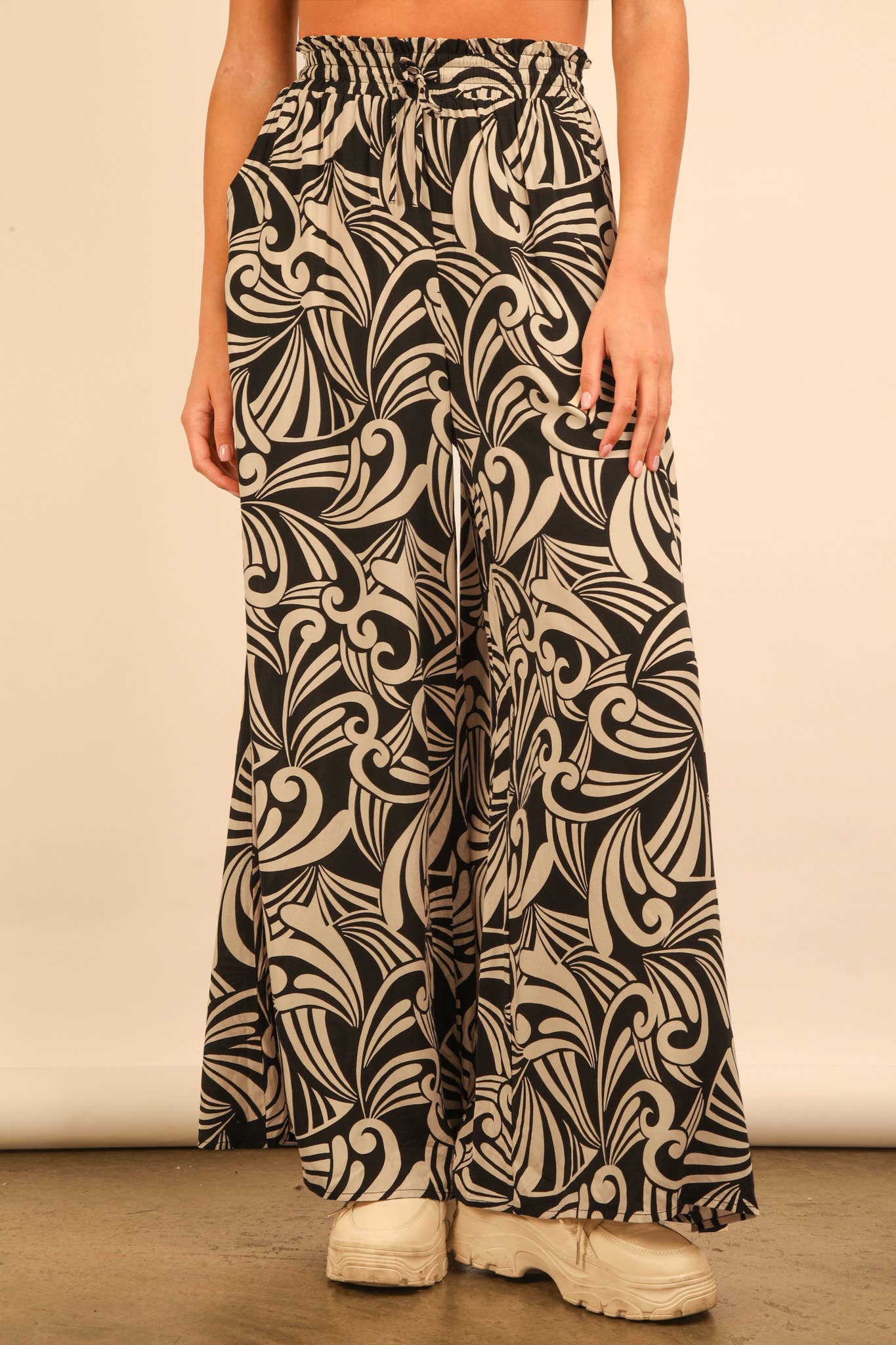 VERY J - Wholesale Broek - Dames - NP70715-Printed Wide Leg Lange Broek3