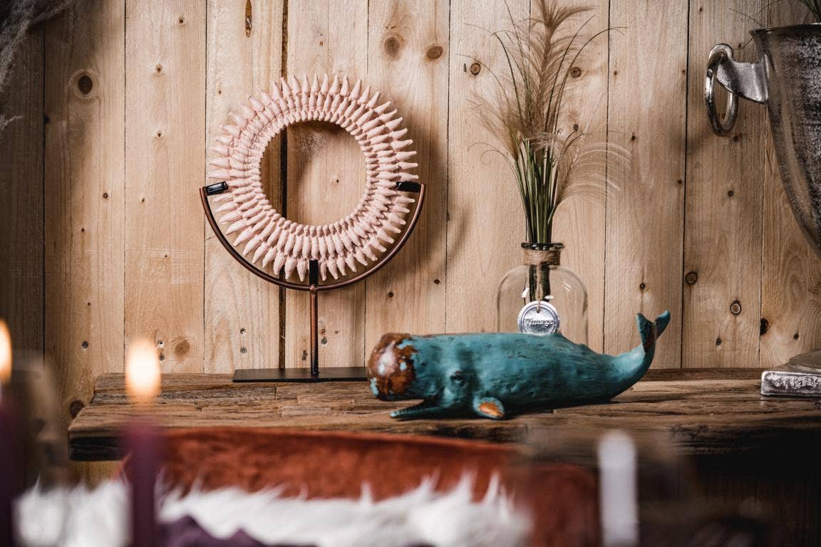 Michael & Philipp Noll e. K. - Wholesale Decorative Figurine - Whale figurine decoration lying 47 x 16 x 15.5 cm2