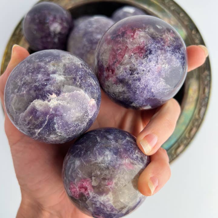 Terra Dawn Minerals - Wholesale Spirituele steen/kristal - Lepidoliet eenhoornstenen bollen2