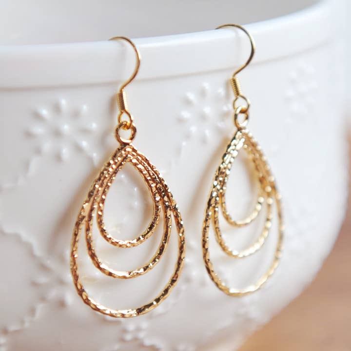 Brincos DANIELLA Gota de Água por atacado de Oh So Lovely