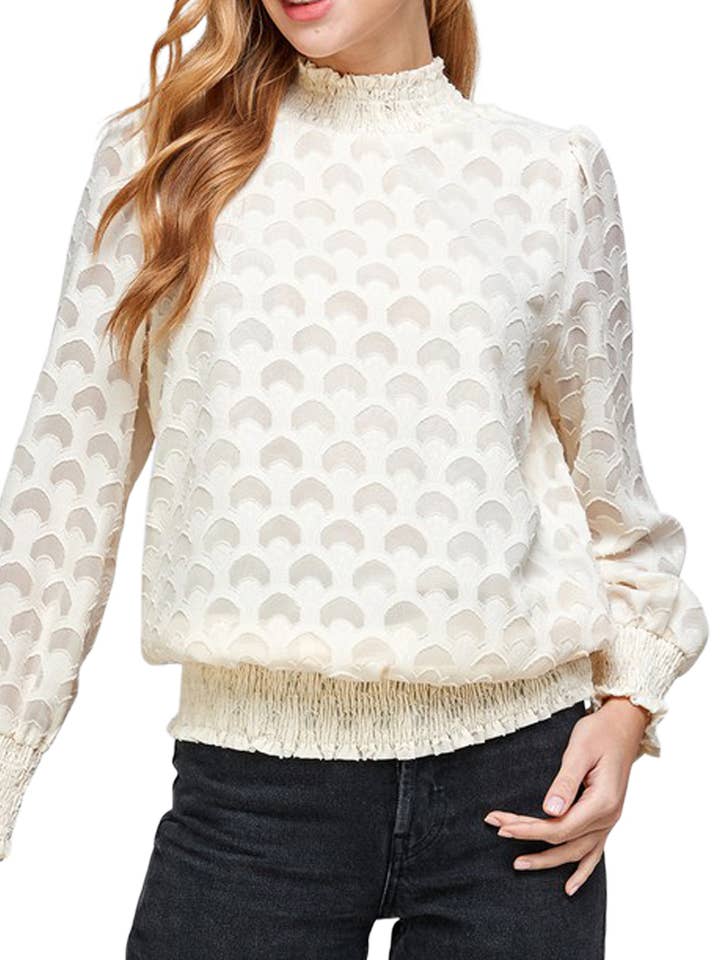 Top décontracté semi-transparent à col volanté pour la vente par Vanilla Monkey