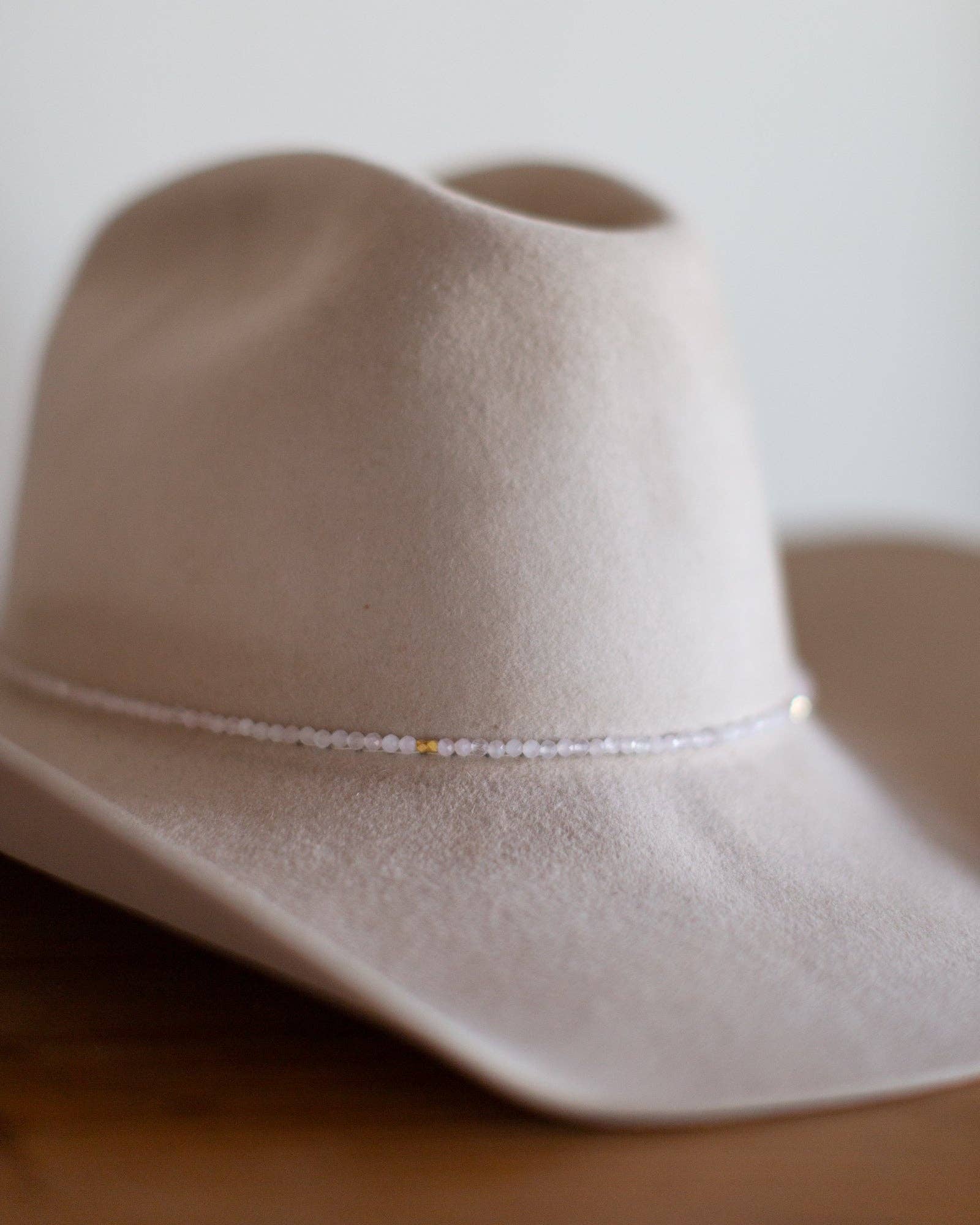 Crossbow Leather - Vente Accessoire pour chapeau – femme - BANDEAU DE CHAPEAU À PETITES PERLES3