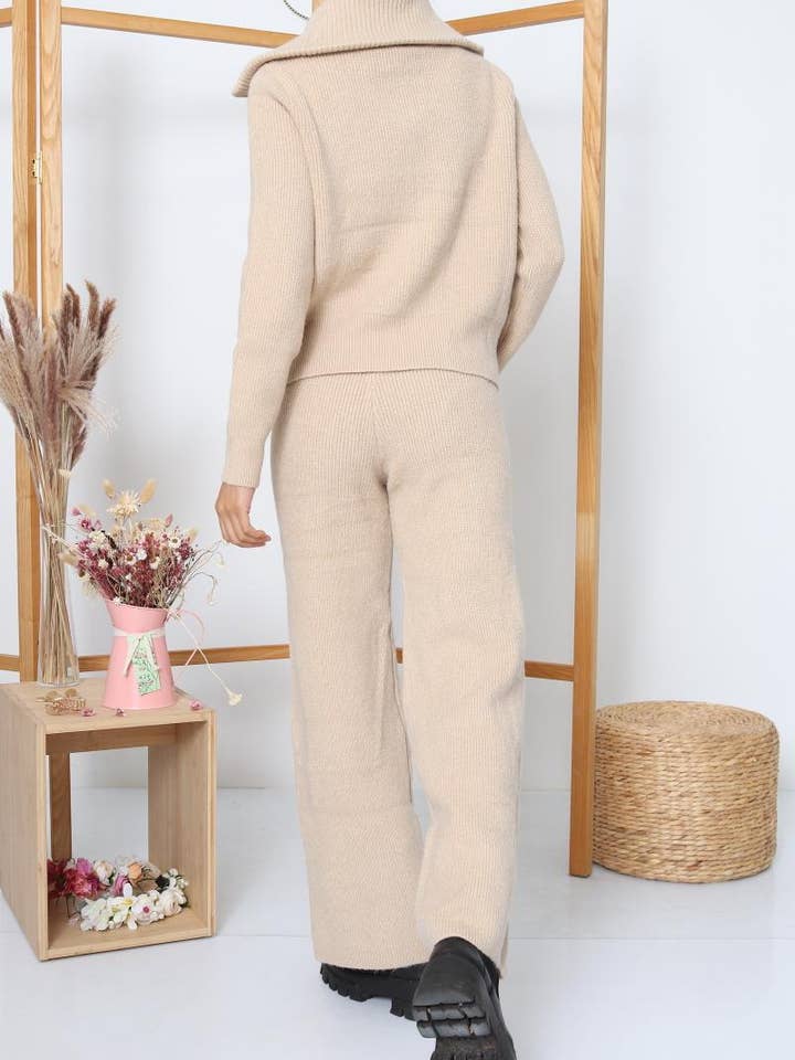 DIX-ONZE - Wholesale Top & Pant Set (NOT Loungewear) - Women's - Zipped Knit Set – Wide Collar Jacket & Straight Pants2
