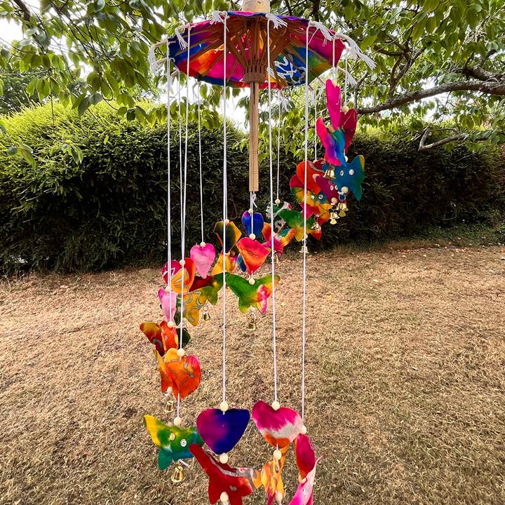 VIE - Vendita all'ingrosso Decorazione mobile - Mobile artigianale in carta di gelso, cuore e farfalla, 50x20 cm3