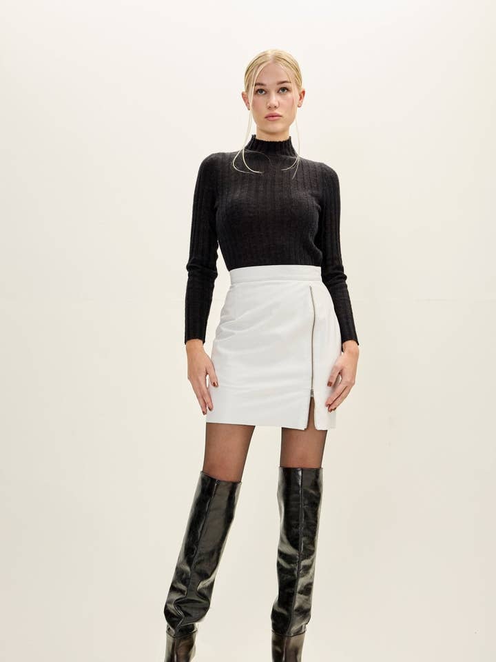 HVID Kvinders miniskørt i lammeskind med lynlåsspalte - Hvid for engroshandel på Faire0