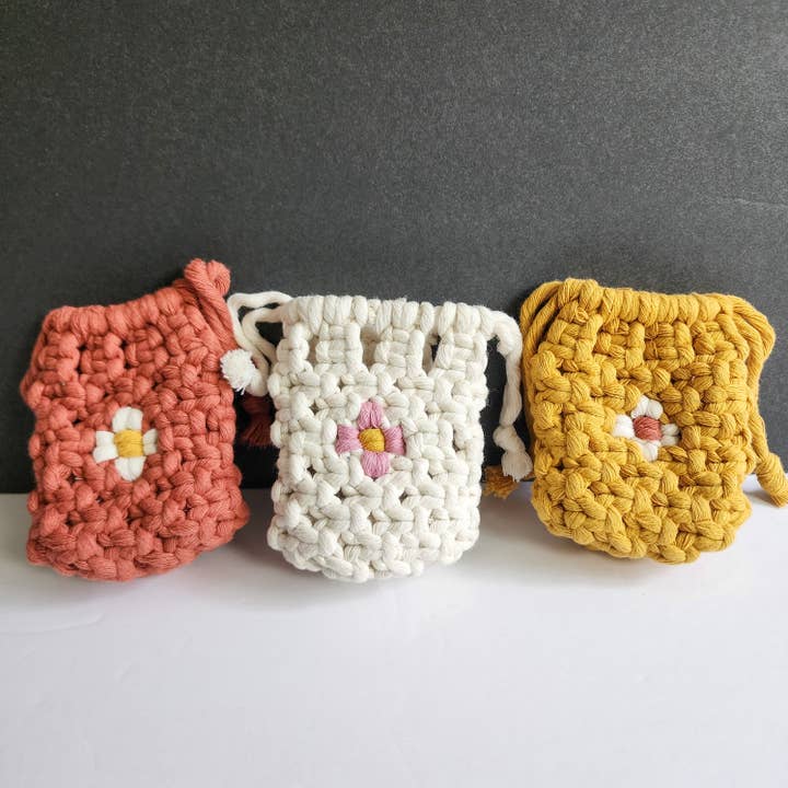 Mini-Tasche für AirPod, Münzen | Handgemachtes Zubehör und Geschenk für den Großhandel von Handmade By Uruba