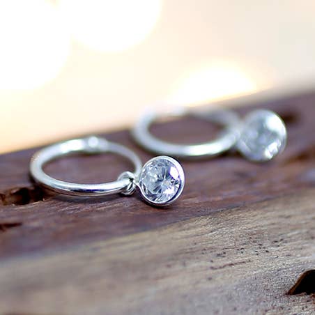 Silver earring - hoop with zircons for wholesale by Ethike.eu