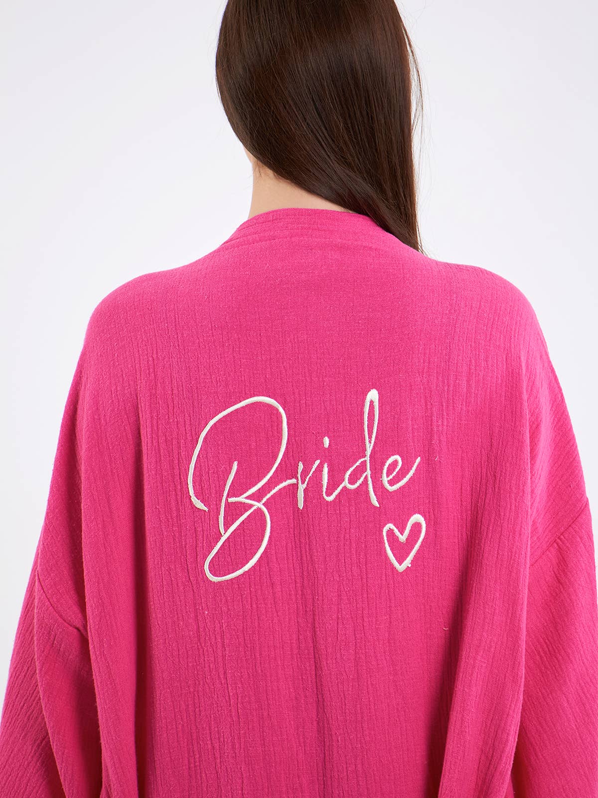 Yaz Concepts - Venta al por mayor Kimono - Mujer - Bata corta tipo kimono para el equipo de la novia con inscripción "Novia" en rosa.7