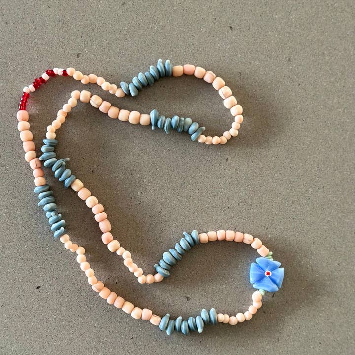 Bright Threads - Wholesale Beaded/pearl necklace - PLEATS🌸 Necklace - BLUE Flower2