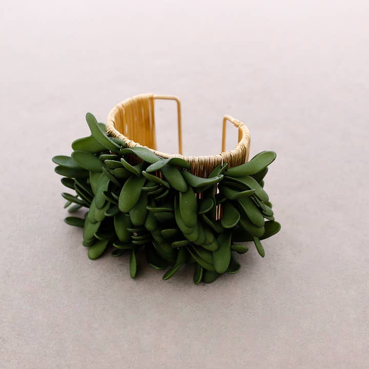 Sonata – Großhandel Gewebtes/geflochtenes Armband – Verstellbares Armband mit Metallblütenblättern