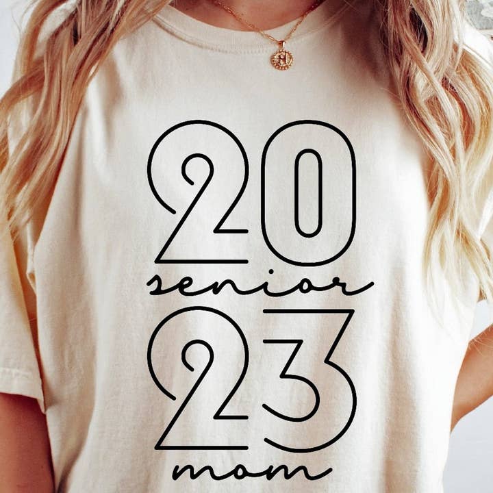 Peach Closet - Wholesale Screen Printed T-Shirt - Women's - 2023 Senior Mom Tee0