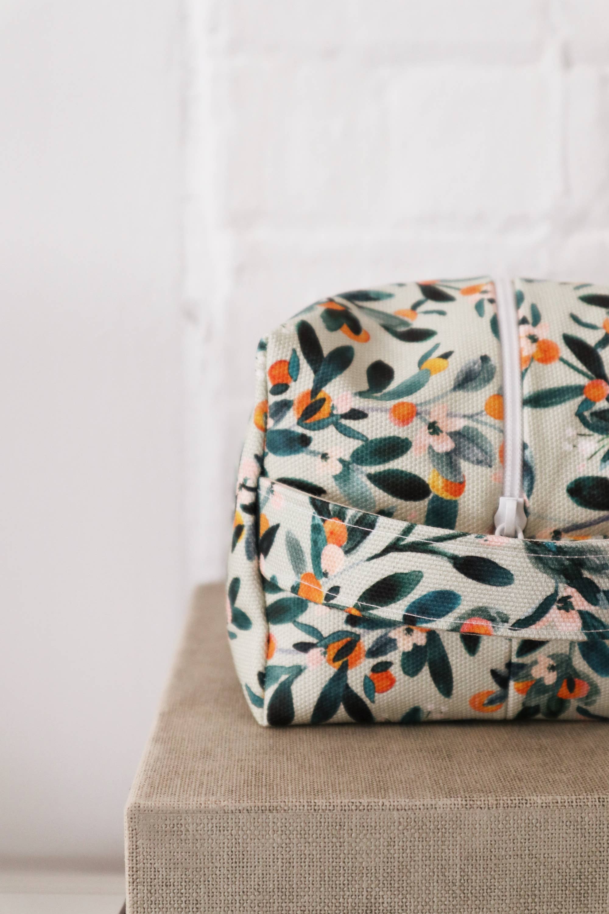 Freon Collective - Wholesale Toiletry Bag - Unisex - Toiletry Bag - Sage Citrus1