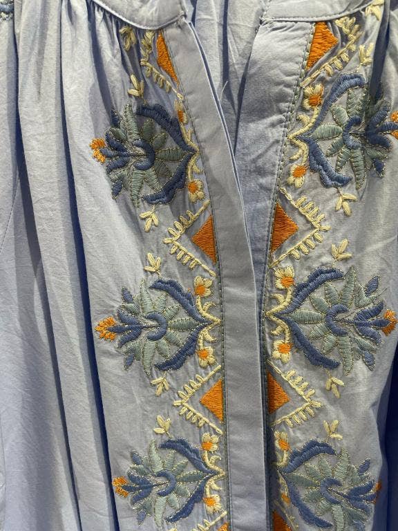 Chenson & Gorett – Engroshandel Kjole - Dame – Håndlavet Lang Kjole i Bomuld med Lange Ærmer til Kvinder B2B3