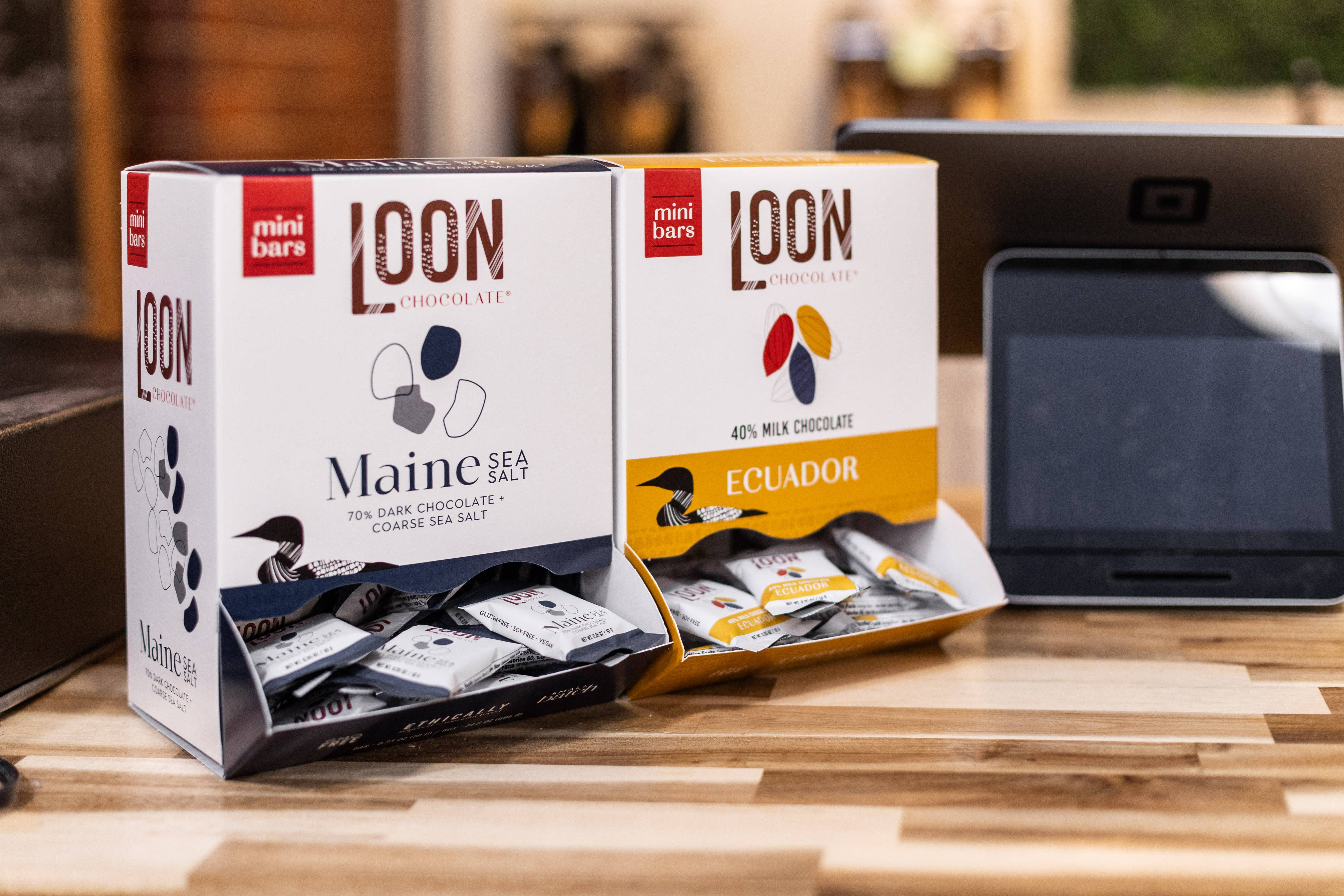 Loon Chocolate - Wholesale Chocolate Bar - Maine Sea Salt Mini Bars (70-Count Display Box)3