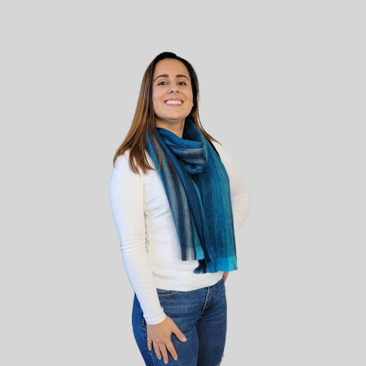 LATITUDE ZERO GOODS - Wholesale Scarf - Women's - Lorena - Alpaca Wool Scarf