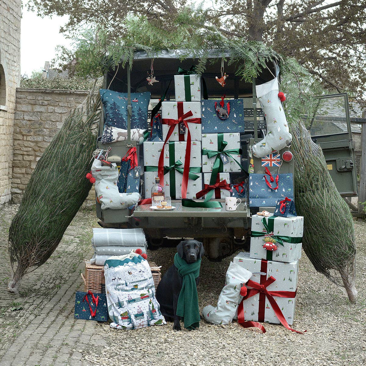 Sophie Allport - Vente Rouleau de papier cadeau - Papier cadeau "Home for Christmas" - 3 m4
