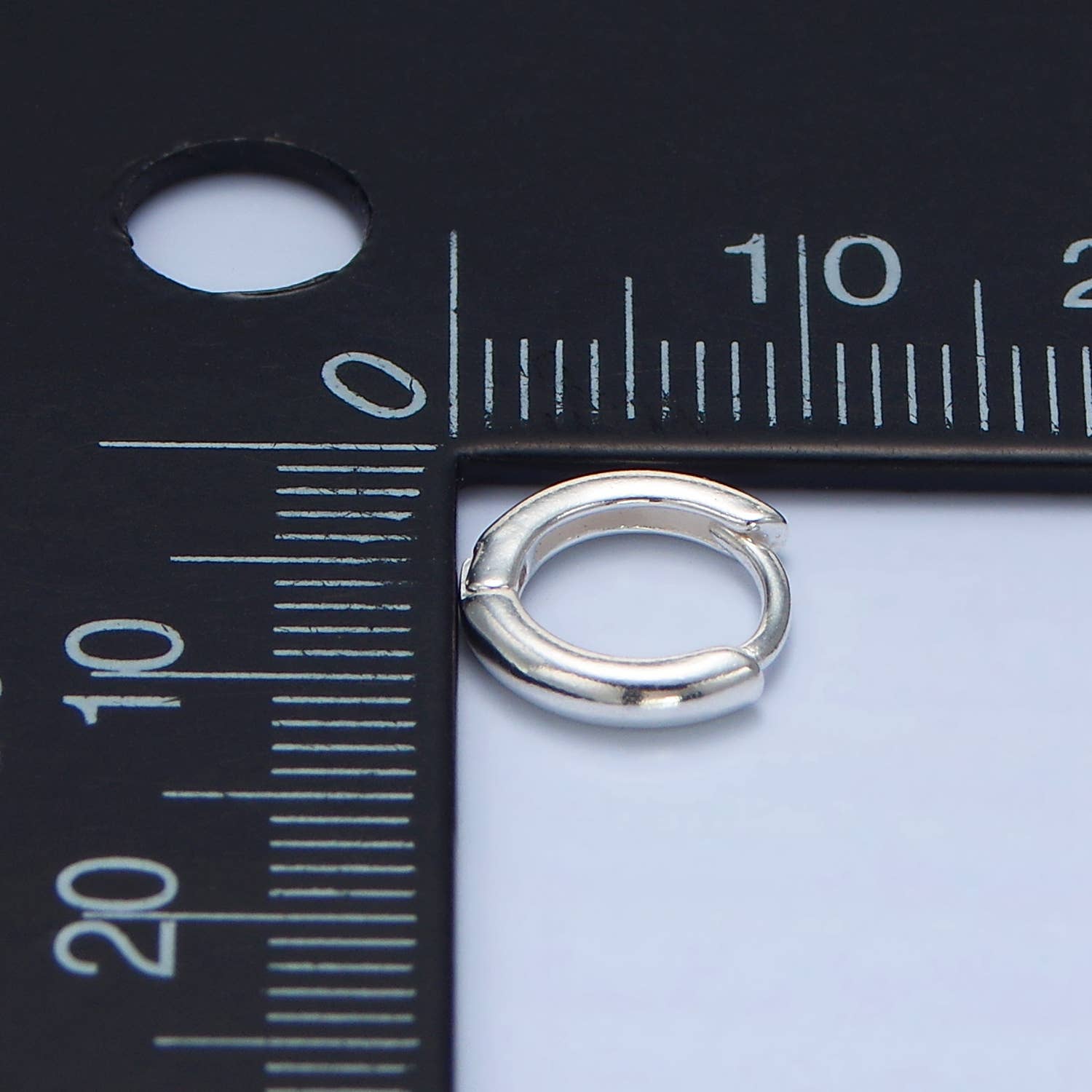 Aim Eternal - Wholesale Huggie Earrings - Sterling Silver Cartilage Huggie Hoop Earrings | SL-3772