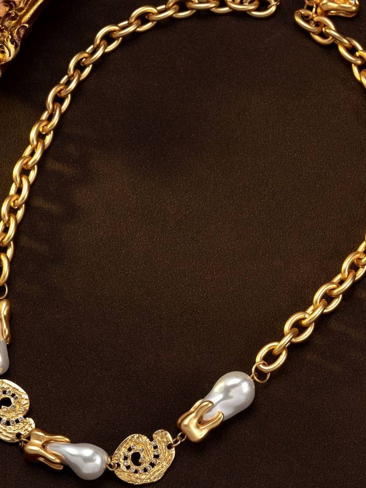 Collana a Catena con Perla Sussurro Dorato per la vendita all'ingrosso da parte di Lyonlee