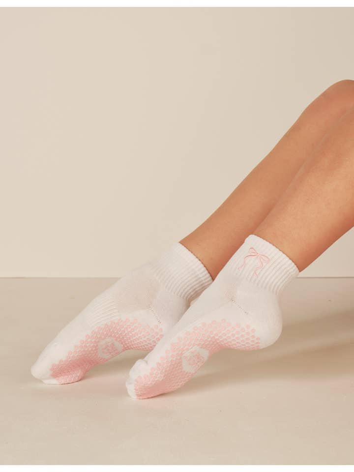 LUCKY HONEY - Wholesale Socks - Women's - The Harlow Grip Sock47