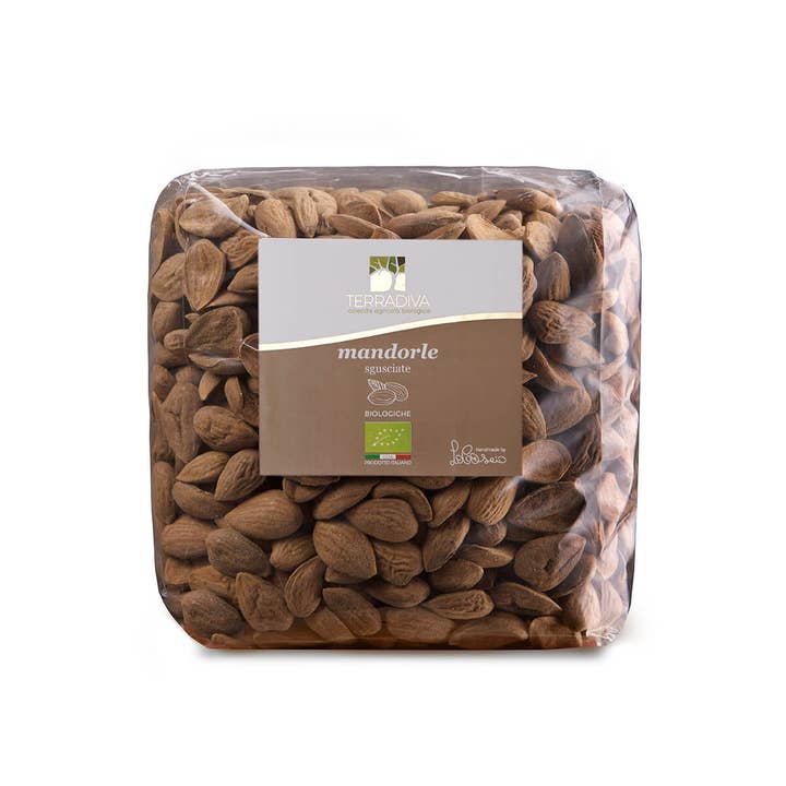 Terradiva Azienda Agricola Biologica - Wholesale Nuts - Organic shelled almonds - premium quality