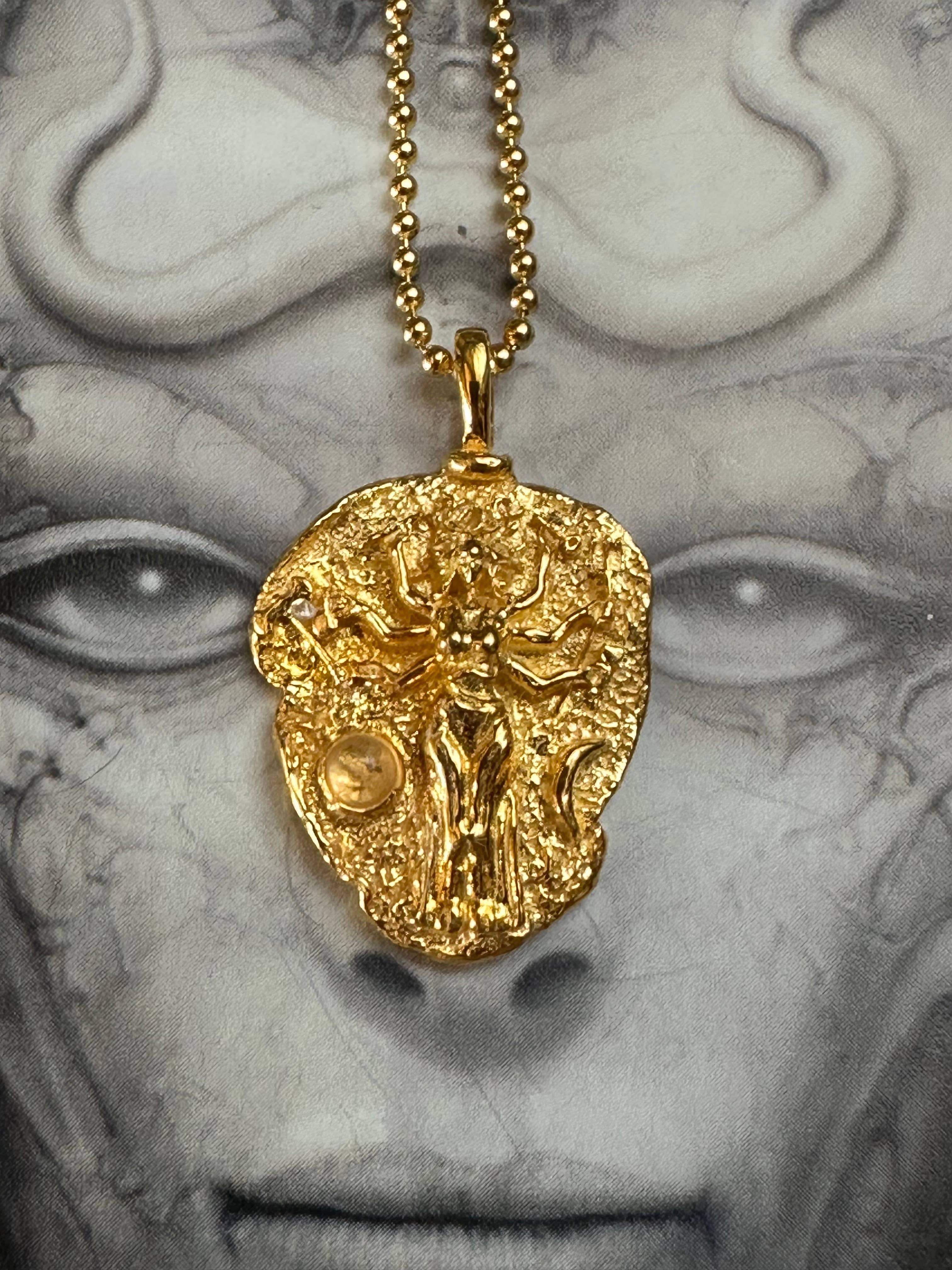 Flesh & Soul – wholesale Pendant/charm necklace – HECATE GODDESS Of WITCHCRAFT Moonstone Necklace7