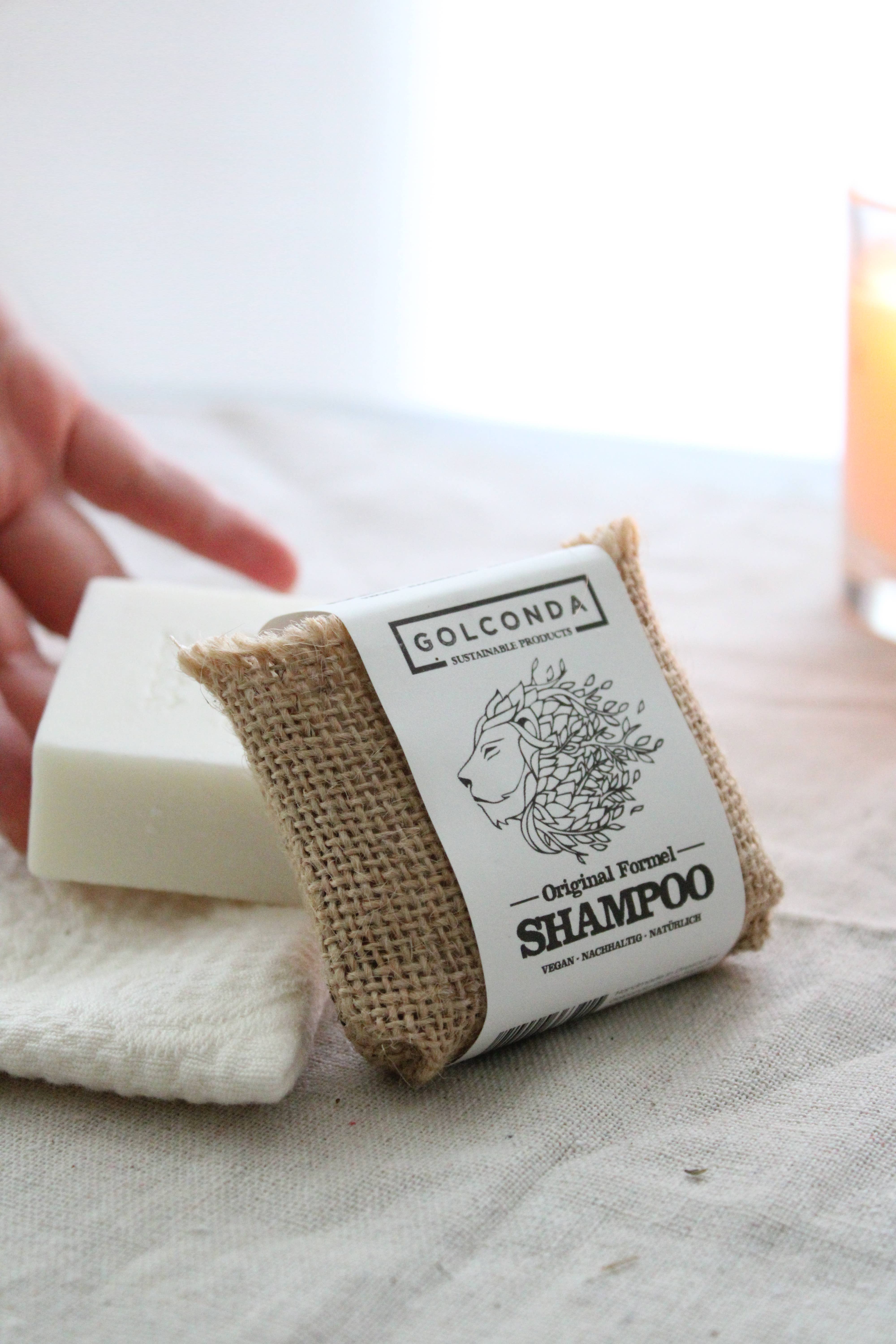 Golconda GmbH - Wholesale Shampoo Puck/Solid Shampoo - Organic shampoo soap original formula - hair soap sensitive skin1