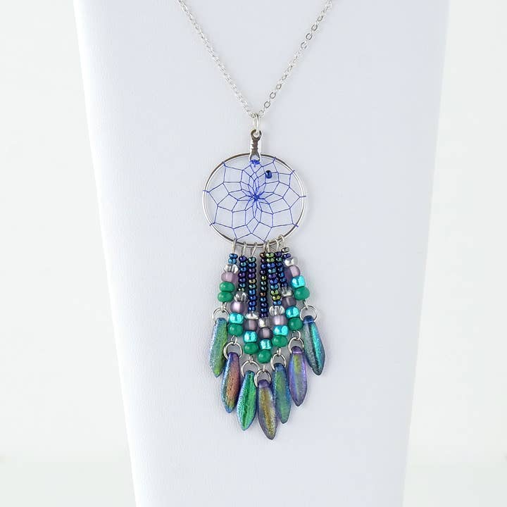 Monague Indigenous Crafts & Gifts - Wholesale Pendant/Charm Necklace - Specialty 1" Dream Catcher Necklace with Peacock Beads