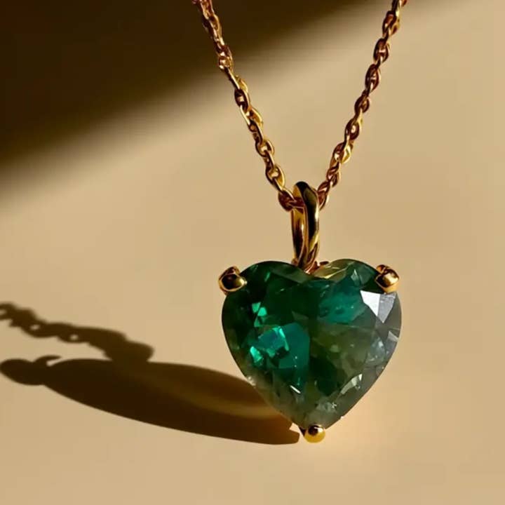 Gold Lunar - Wholesale Pendant/Charm Necklace - Emerald Gemstone Green Heart Necklace 18k Gold Christmas