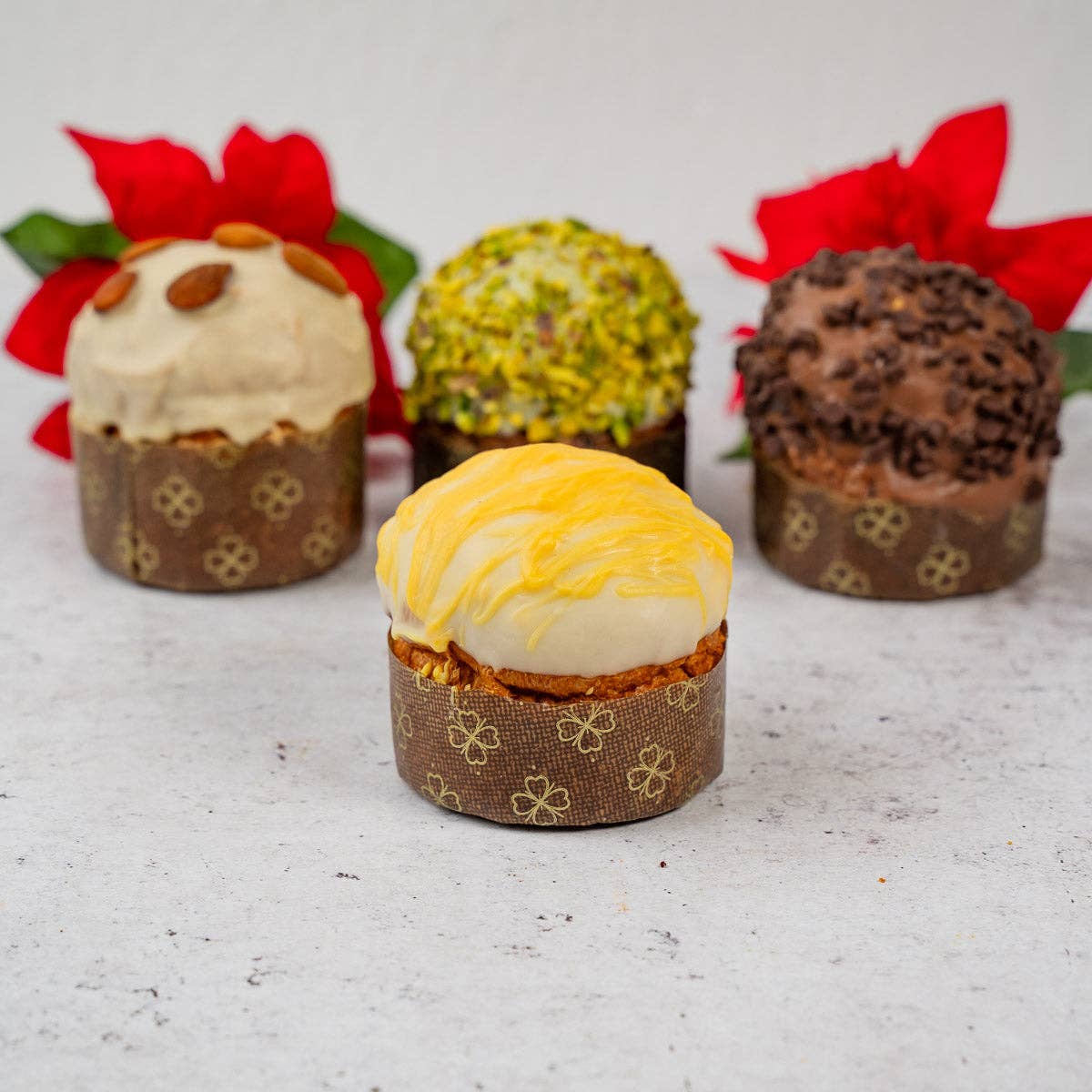 Sicilyaddict - Wholesale Cake - Artisanal mini panettone filled with tropical fruits 150g1