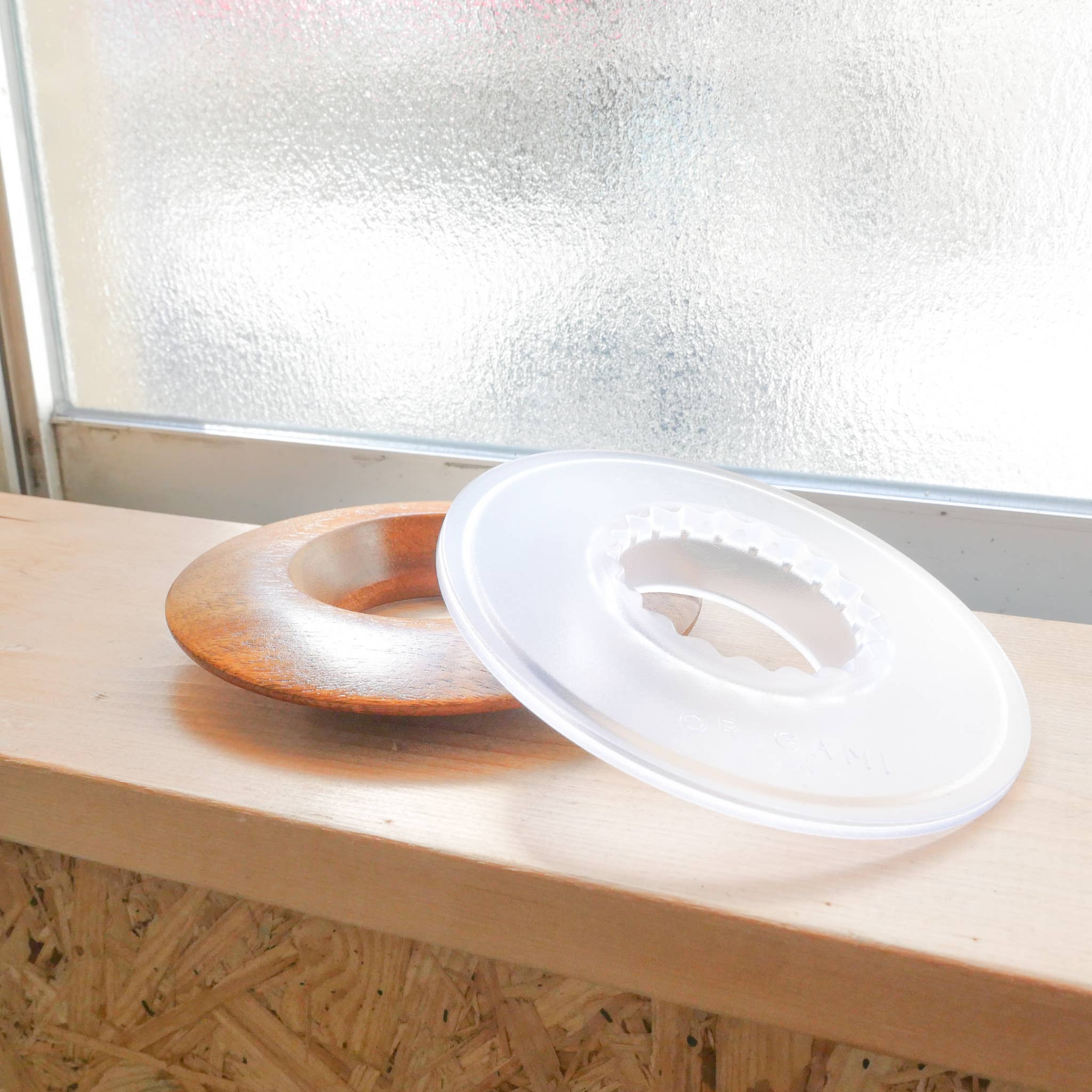 LOIS - Wholesale Kitchen Tool/Gadget - ORIGAMI AS Resin Dripper Holder3