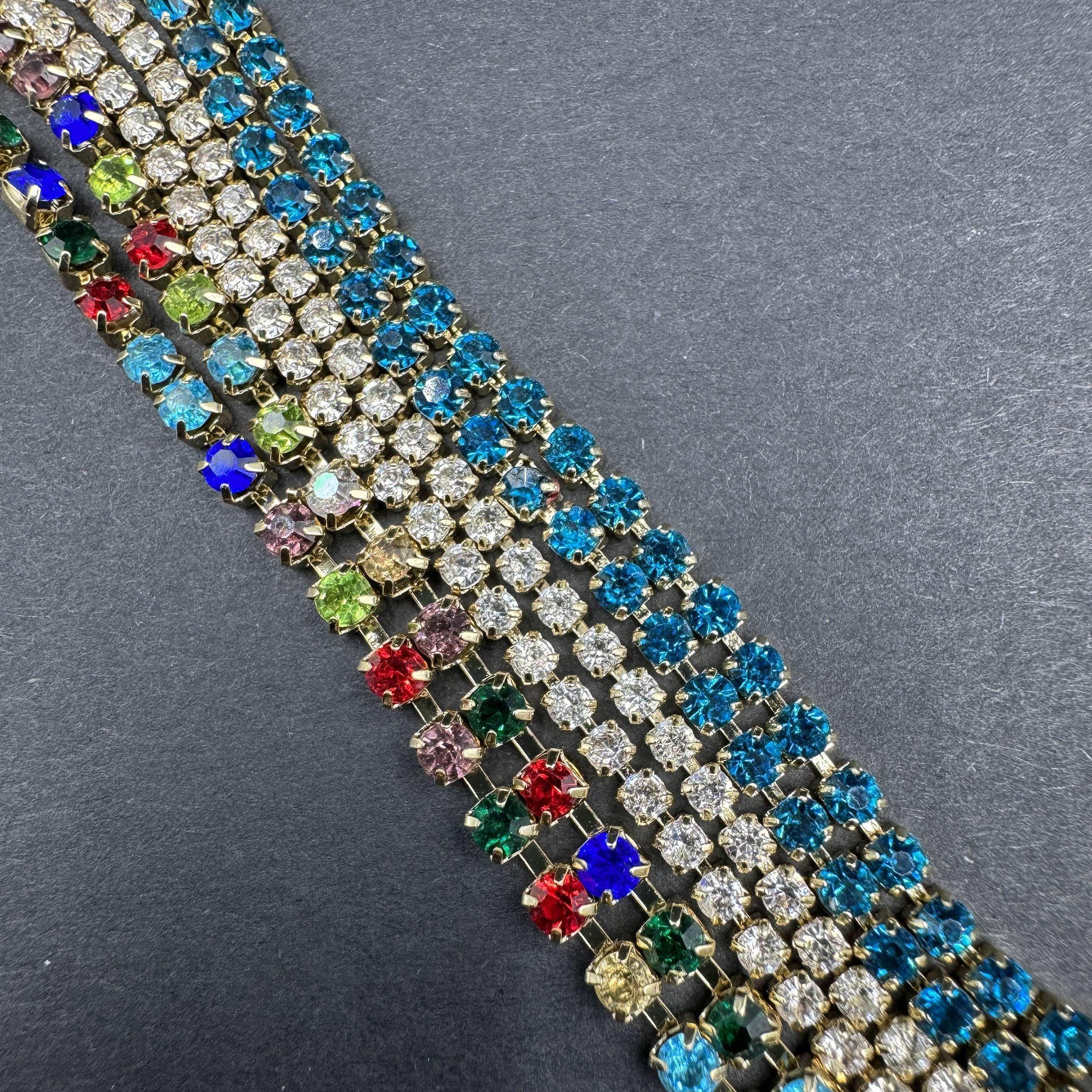 Ole - Wholesale Hoesjes voor (zonne)brillen - Dames - Brillenhouder met Strass N25386