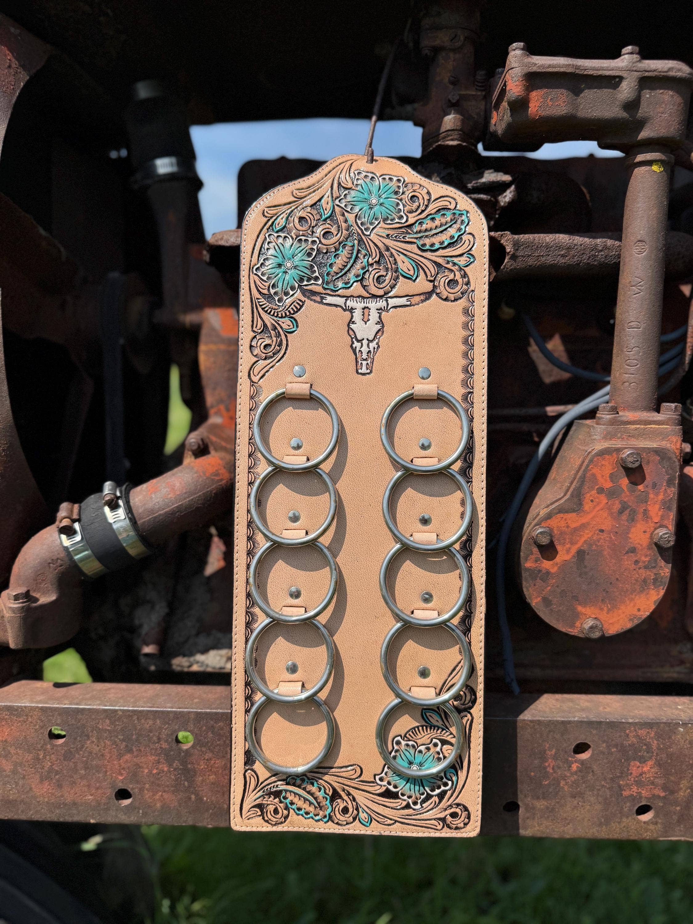 Double B Wild Rags – Großhandel Schal – Damen – Echter Western-Tooling-Leder-Wild-Rag-Schalhalter Keeper ein Double B Wild Rags Exklusiv.9