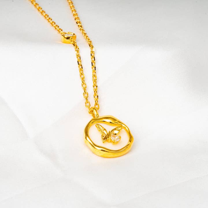 Harma - Wholesale Pendant/Charm Necklace - Ethereal Flutter Butterfly Bolo Necklace