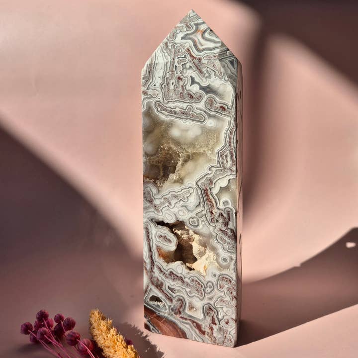 Moonlight Gemstones - Wholesale Spiritual Stone/Crystal - XL Druzy Mexican Agate Tower - Stunning Crystal Display Piece - 19cm 707g
