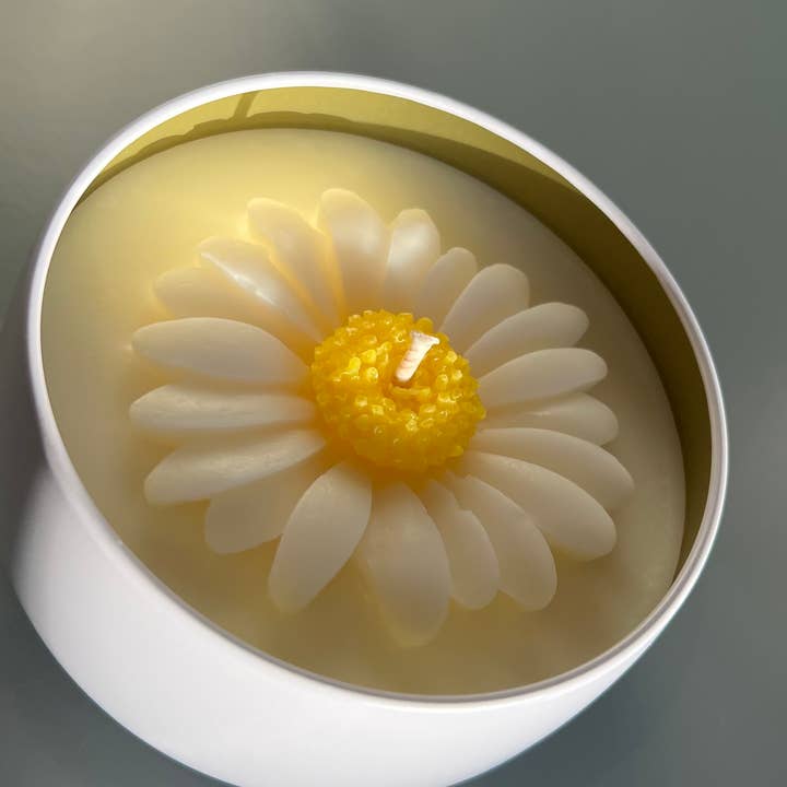 Vela de cera de soja Daisy en lata de 8 oz para venta al por mayor de Lelik Craft Design