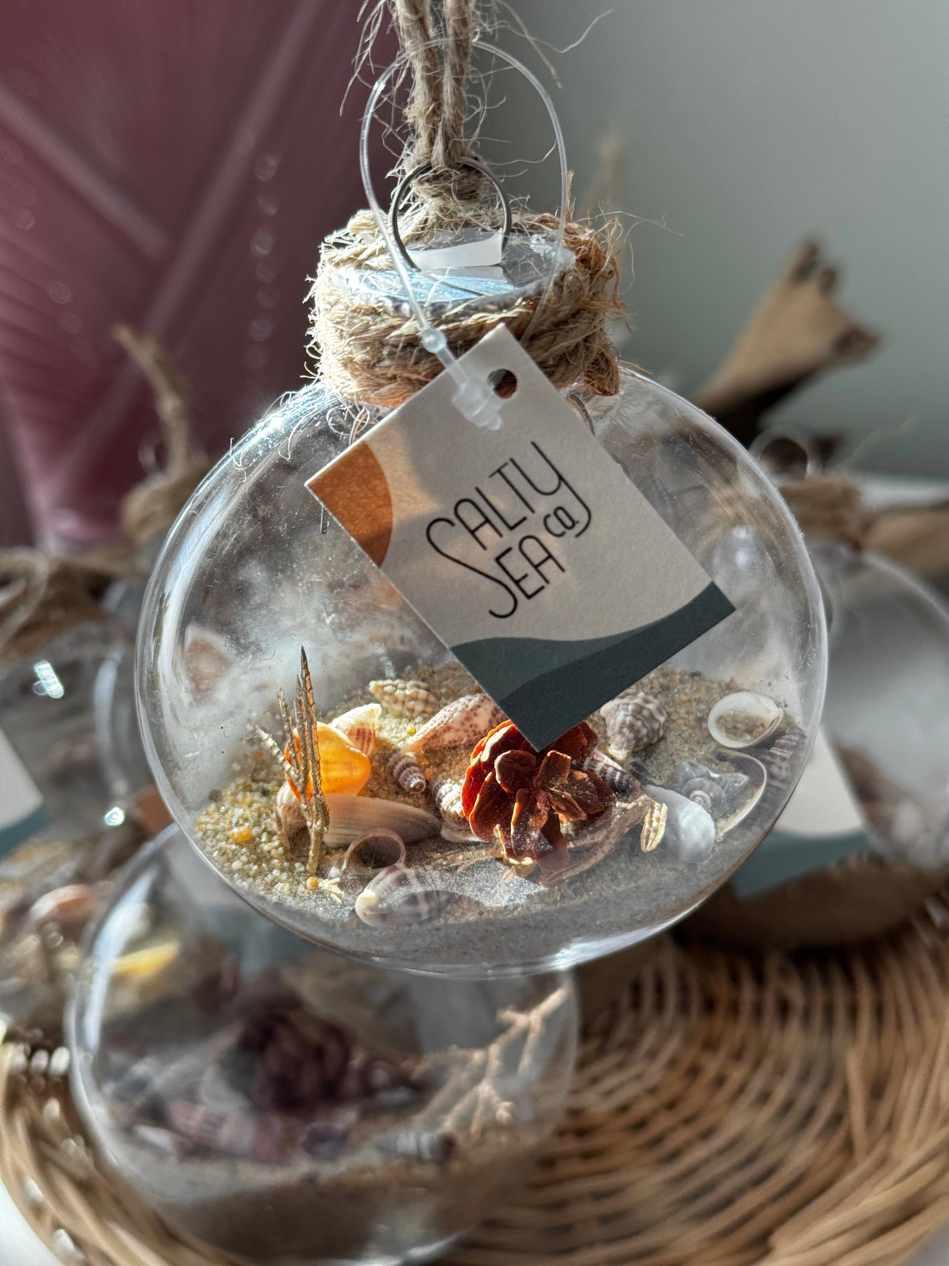 Salty Sea Company - Wholesale Ornament - Shell & Sand Filled Holiday Disc Ornament1