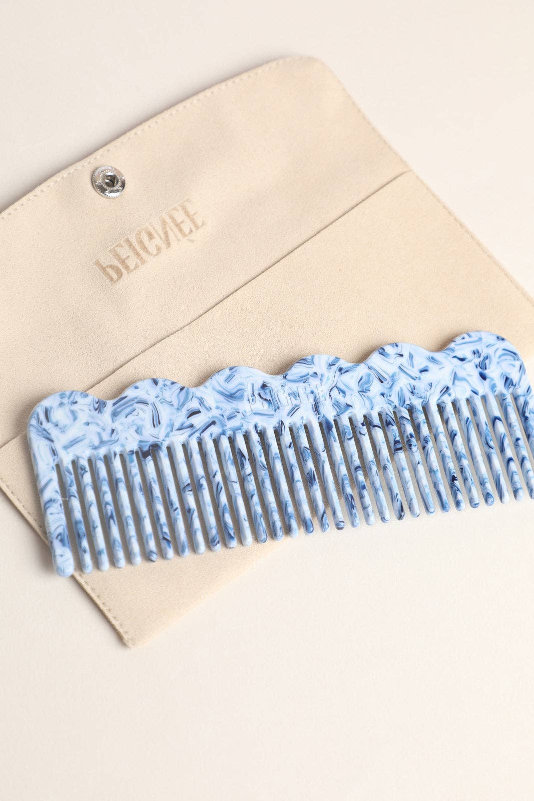 Peignee Paris - Wholesale Hair Brush/Comb - Signature Comb - Blue Mirage1