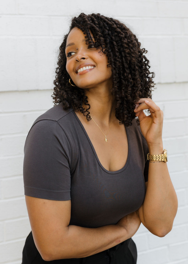 ELIETIAN - Vendita all'ingrosso Maglietta - Donna - Top a manica corta - Curvy Fit28