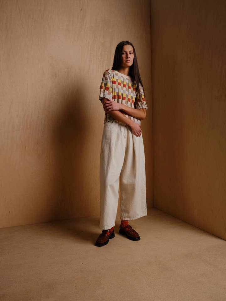 The Endery – wholesale Knitted jumper – Women′s – Anni Grid Plaited Tee - Elemental6