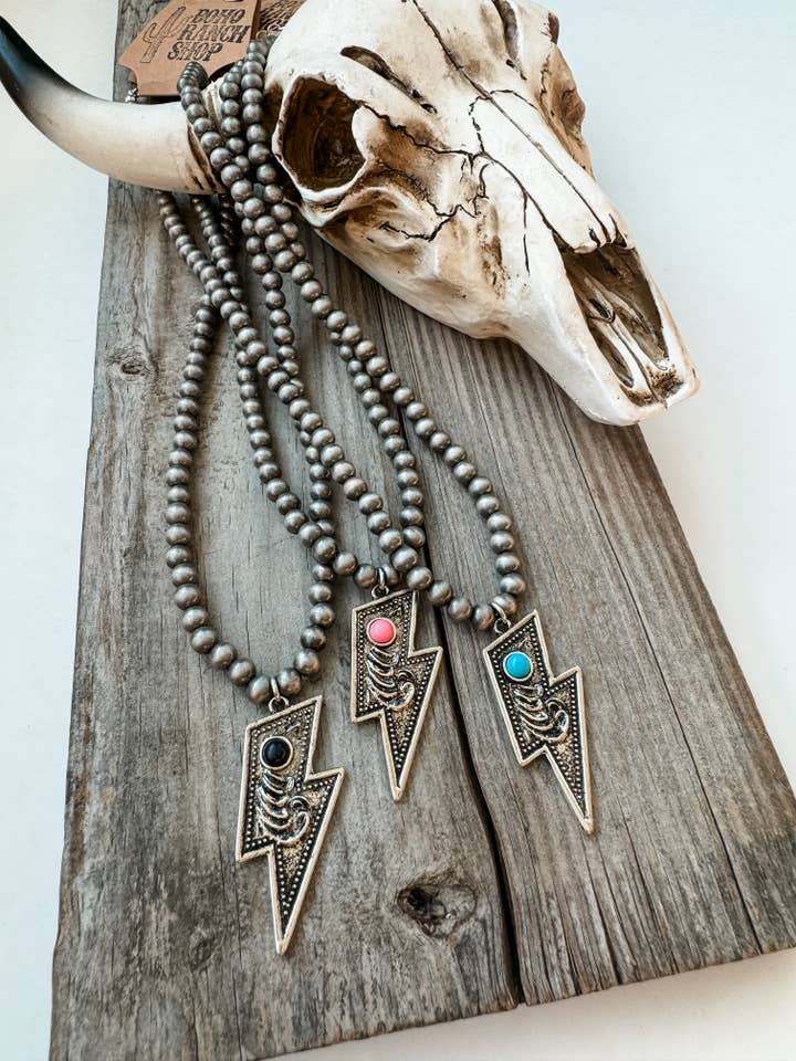 Collier western Thunder Bolt Lightning pour la vente par Boho Ranch Shop