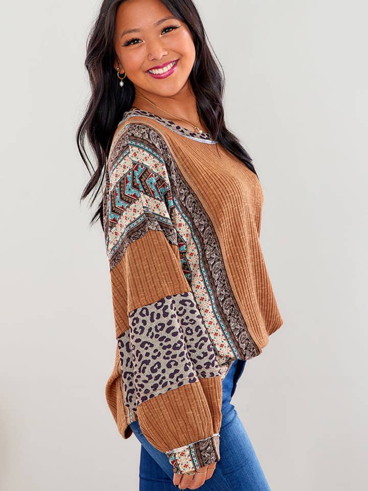 Lily Clothing - Wholesale Blouse - Women's - CONTRASTING COLOR STRIPED CREW-NECK BAGGY HOODIE7