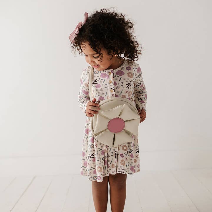 Cream Flower Purse Fall Winter 2025 for wholesale on Faire2