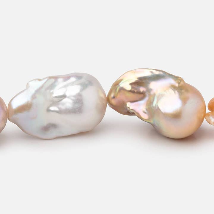 Perlas de agua dulce ultra barrocas tricolores de 21-27 mm, 15.5 pulgadas, 15 piezas AA para venta al por mayor de Beads of Cambay