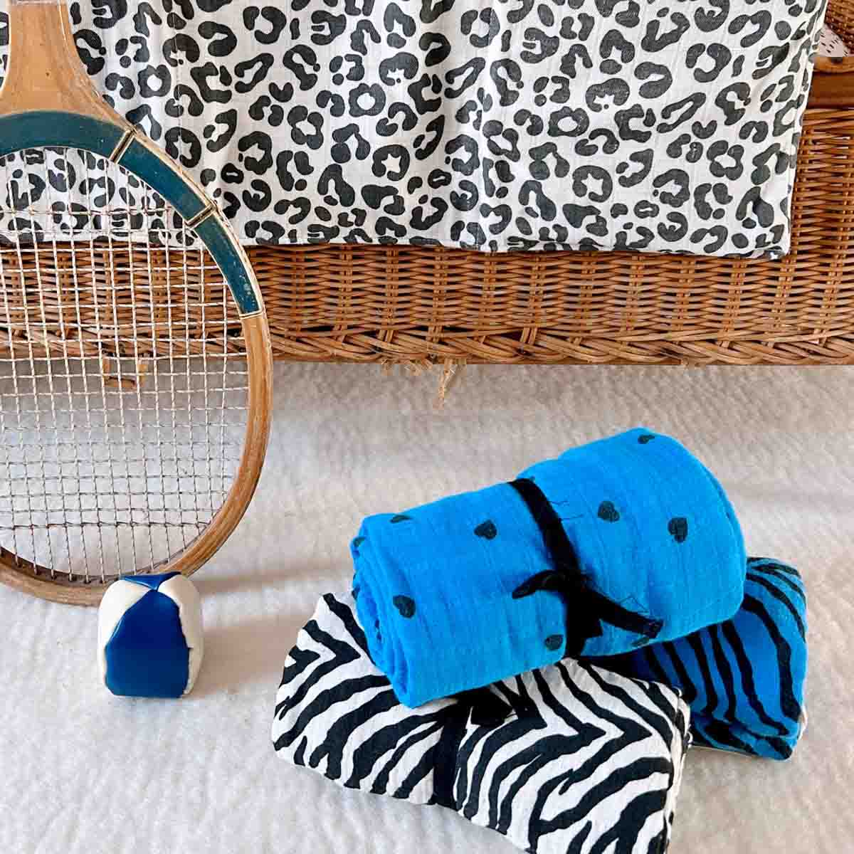 BIANCA SWADDLE ZEBROU GREEK BLUE for wholesale on Faire3