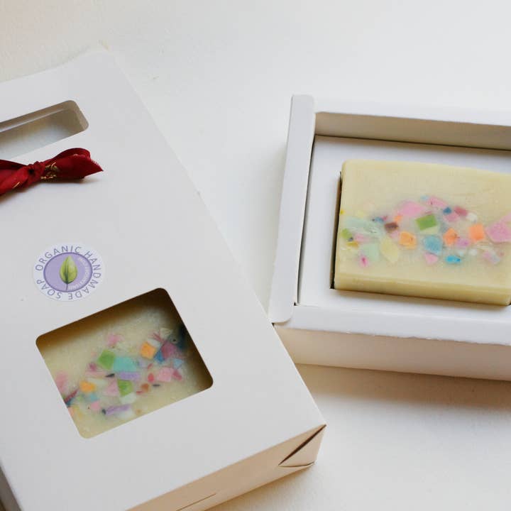 Coffret Cadeau Savon Fait Main avec Tiroir Blanc – 1 Savon pour la vente par One Leaf Soap