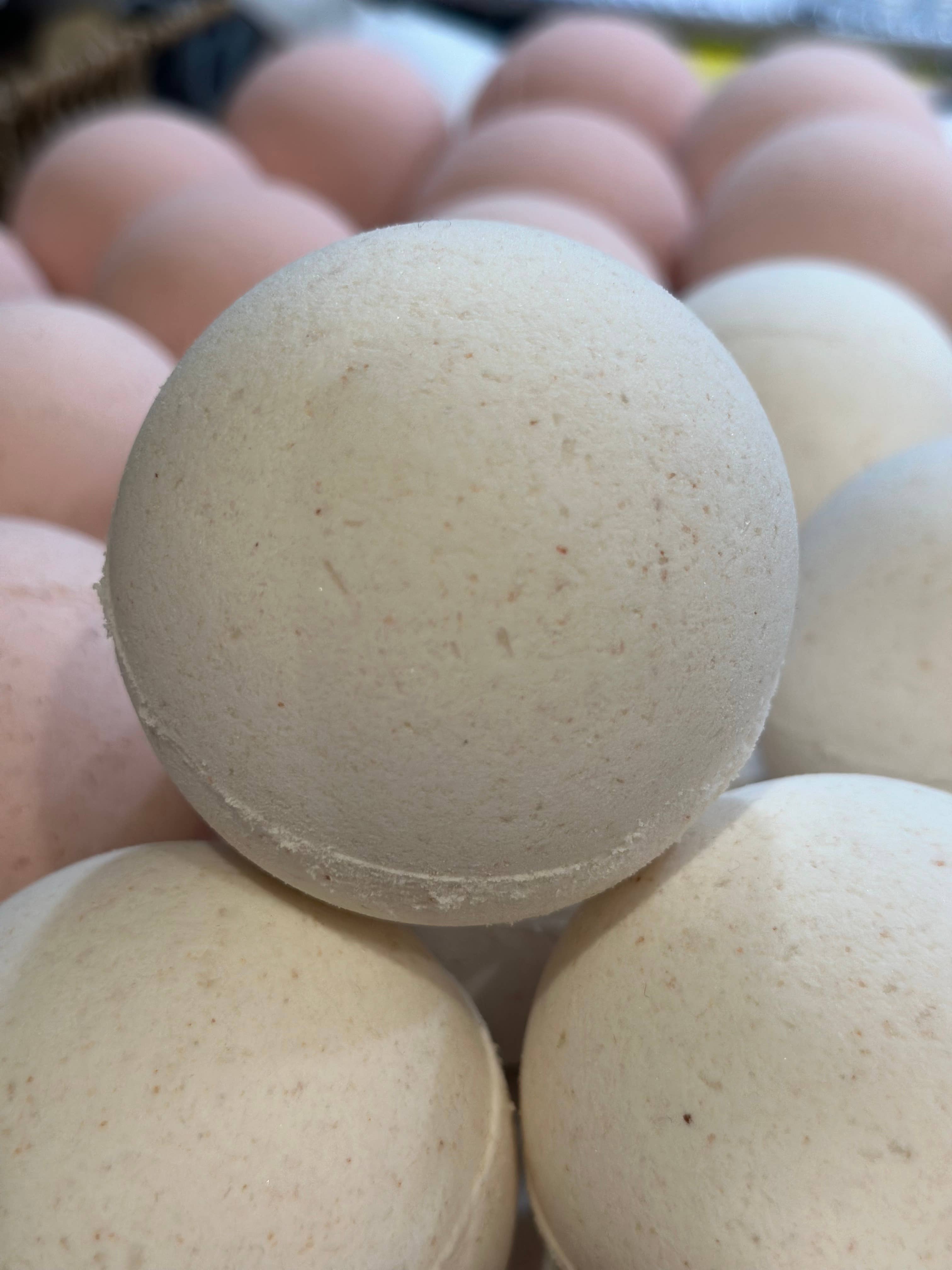 Suzy Spa Essentials - Wholesale Bath Bomb/Fizz - Bath Bomb – 5 oz6