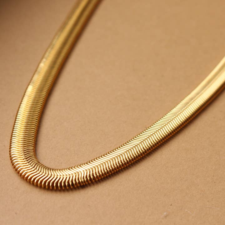 Djärvt ormkedjehalsband | Stort ormhalsband | Demi Fine för wholesale av GYS