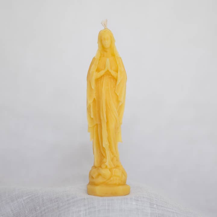Vela Mary Beeswax para venta al por mayor de Vesta Living