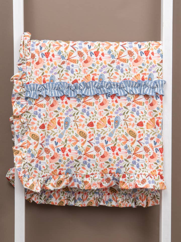 Tennessee Tuin Ruffle Deken voor wholesale door Marie Nicole Clothing