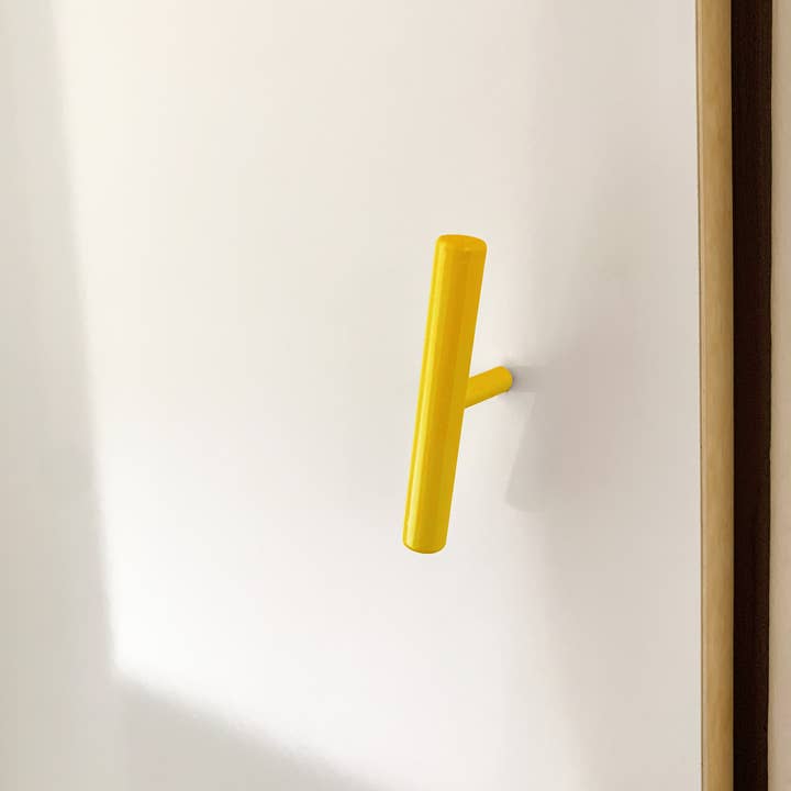 puxador de móveis / puxador de linha para móveis amarelo-sol por atacado de kolor